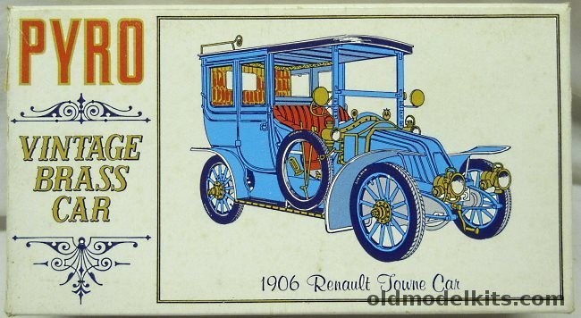 Pyro 1/32 1906 Renault Towne Car, C454-125 plastic model kit